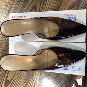 Stuart Weitzman Tortoise Shell Slip On Women Mules